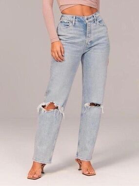 Abercrombie & Fitch Curve Love The Mom High Light Blue Ripped Jeans 24/7